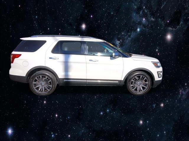 2016 Ford Explorer Platinum photo 4
