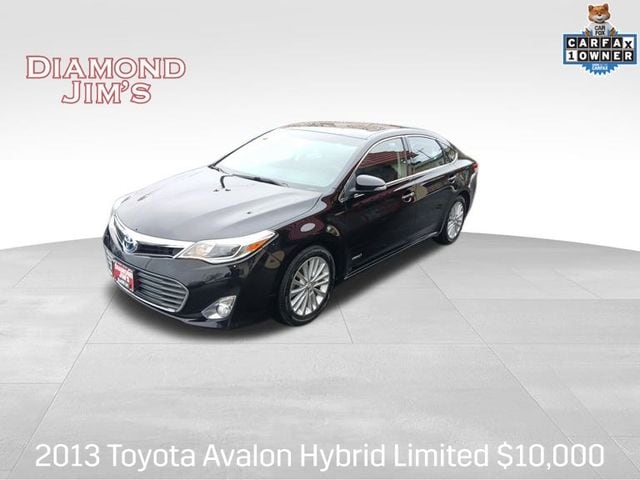 2013 Toyota Avalon Limited Hybrid's photo