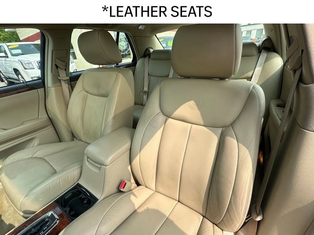 2007 Cadillac DTS Luxury I photo 2