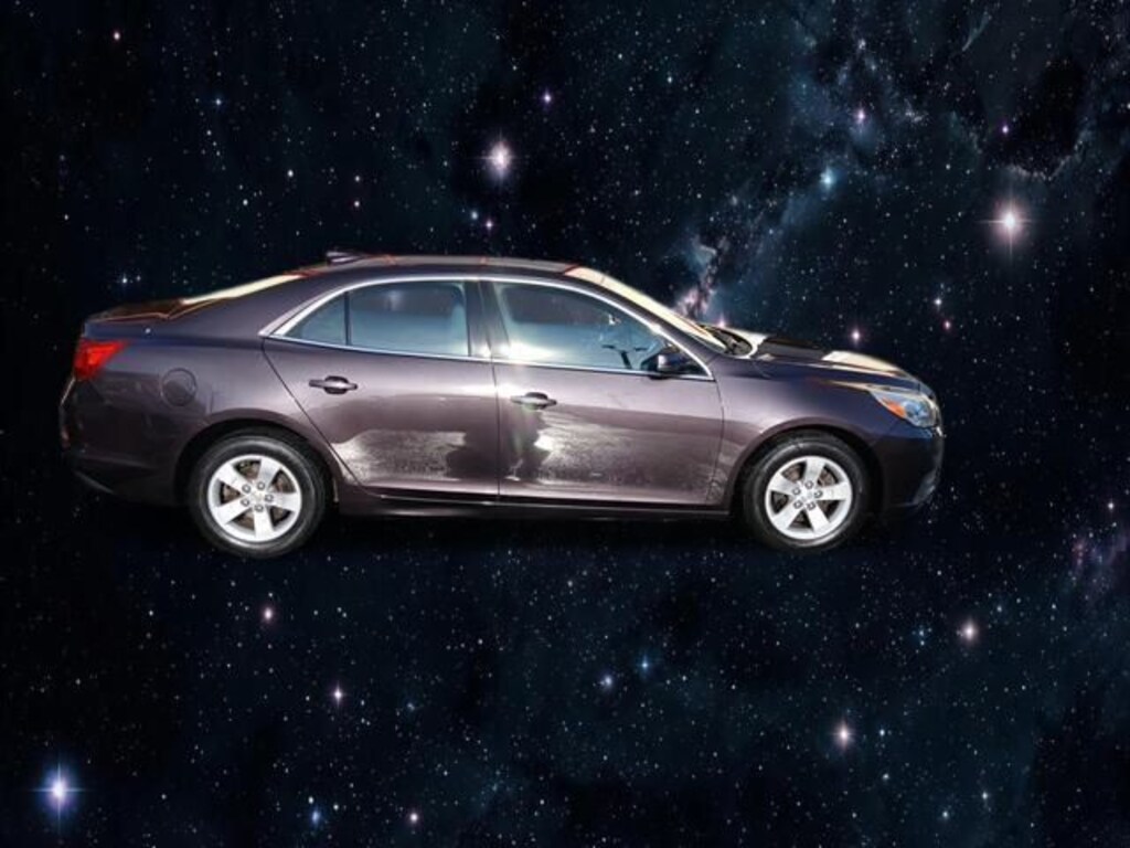 Used 2015 Chevrolet Malibu LT w/1LT Sedan