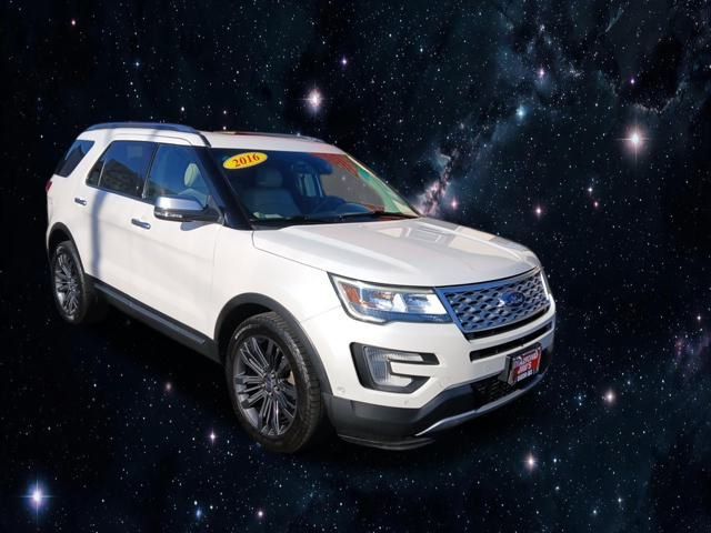 2016 Ford Explorer Platinum photo 3