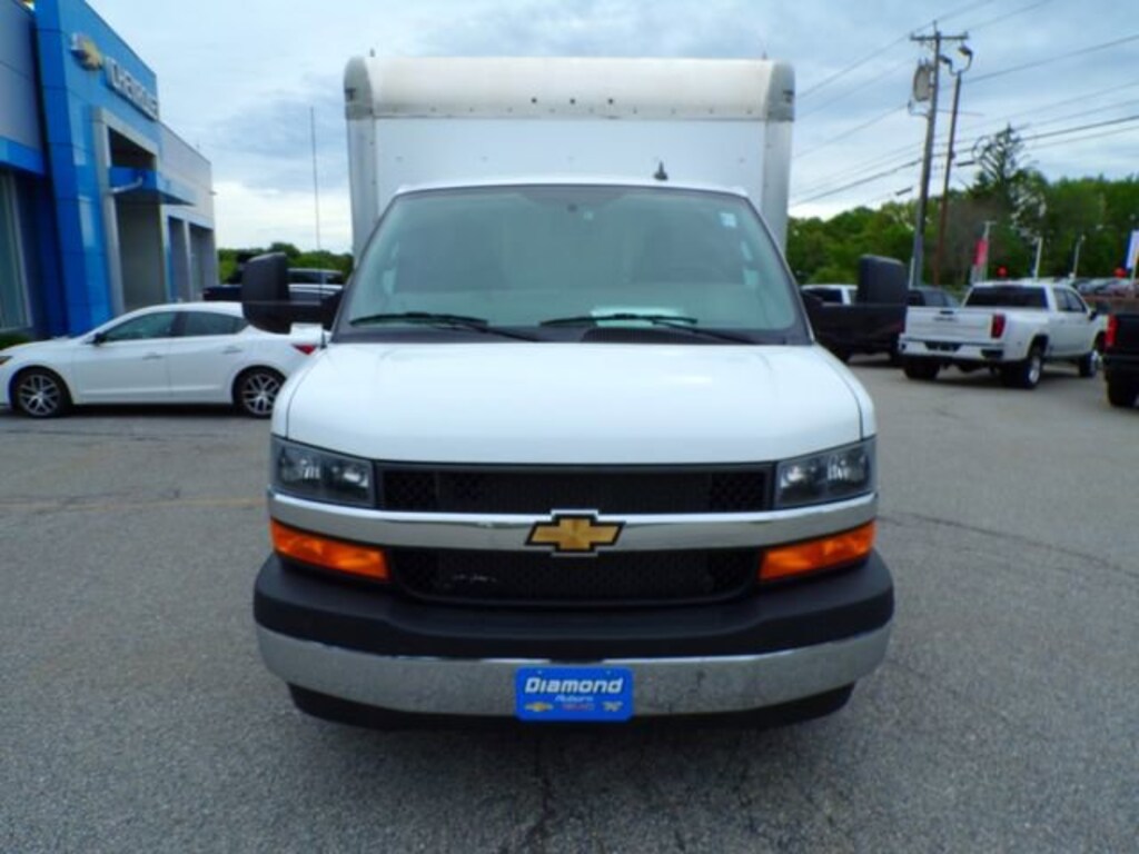 Used 2022 Chevrolet Express Cutaway 3500 VAN 159 Cutaway Van