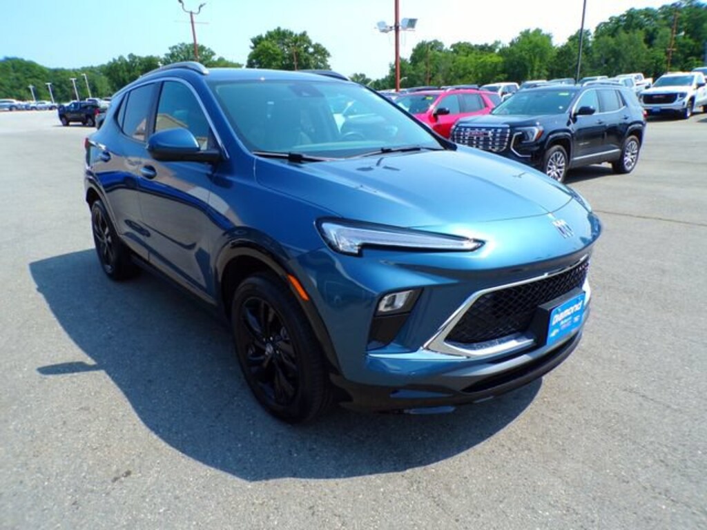 Used 2025 Buick Encore GX Sport Touring SUV