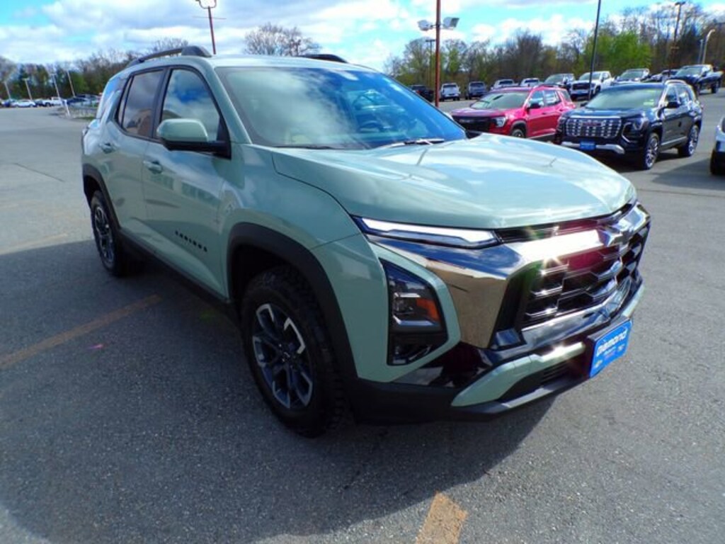 Used 2025 Chevrolet Equinox Activ SUV