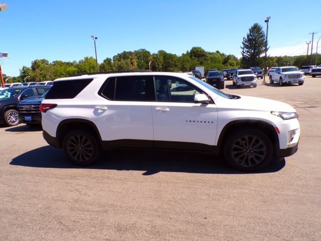 Used 2023 Chevrolet Traverse RS SUV