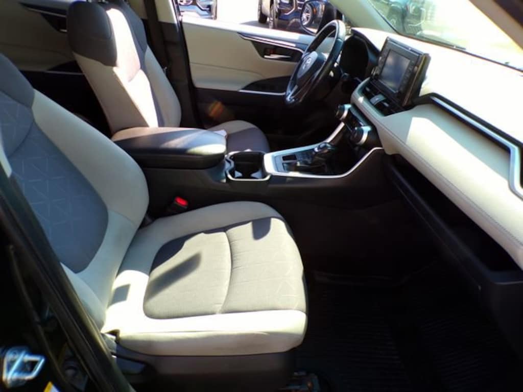 Used 2019 Toyota RAV4 XLE