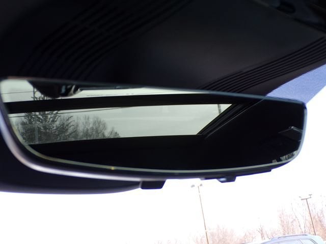 2026 Cadillac VISTIQ Sport - Photo 25