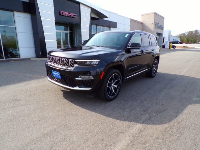 2023 Jeep Grand Cherokee Summit Reserve