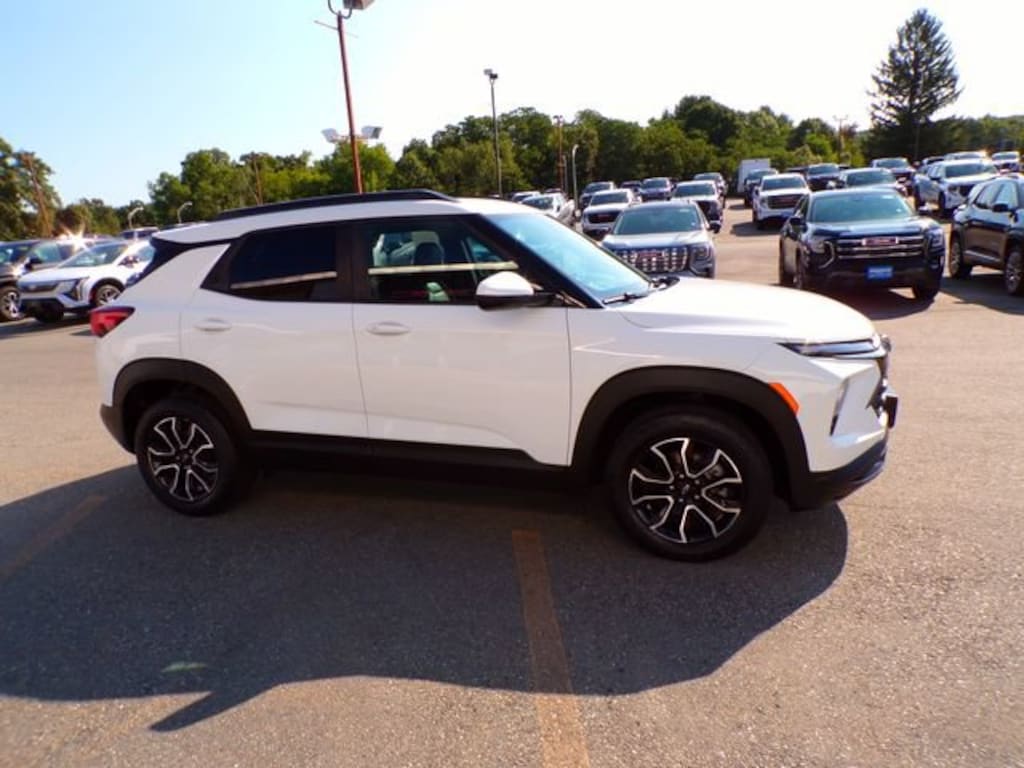 Used 2024 Chevrolet Trailblazer Activ SUV