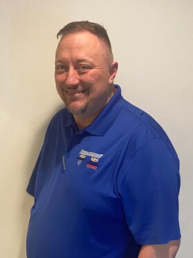 Staff member DANIEL OBARA from 74f17ff78cae