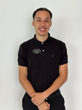 Staff member ALEX PEREZ from 7ecf2a55a474