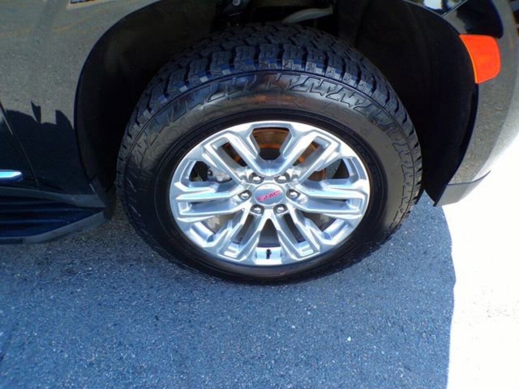 Used 2022 GMC Yukon SLT SUV