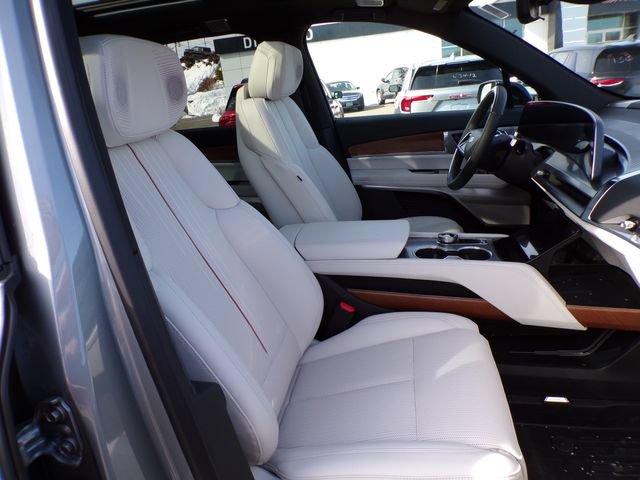2026 Cadillac VISTIQ Sport - Photo 10