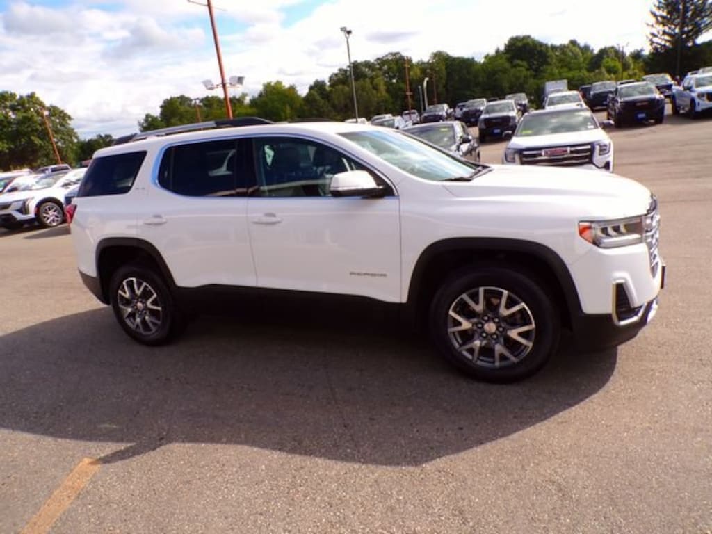 Used 2023 GMC Acadia SLT SUV