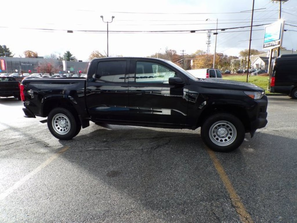 Used 2025 Chevrolet Colorado WT/LT Truck