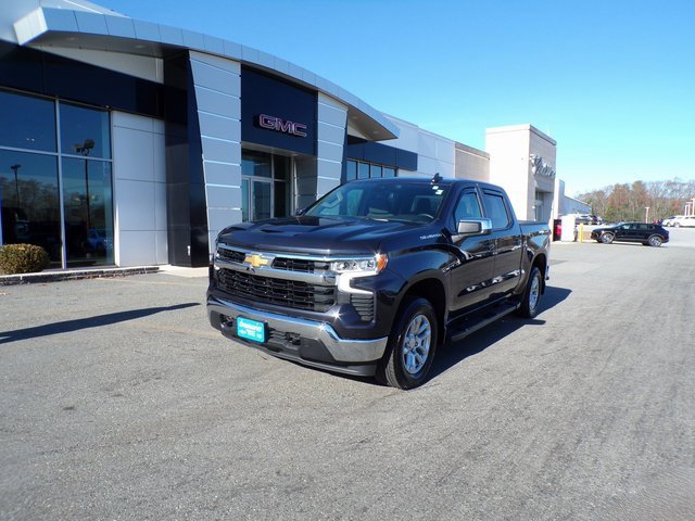 2024 Chevrolet Silverado 1500 LT's photo