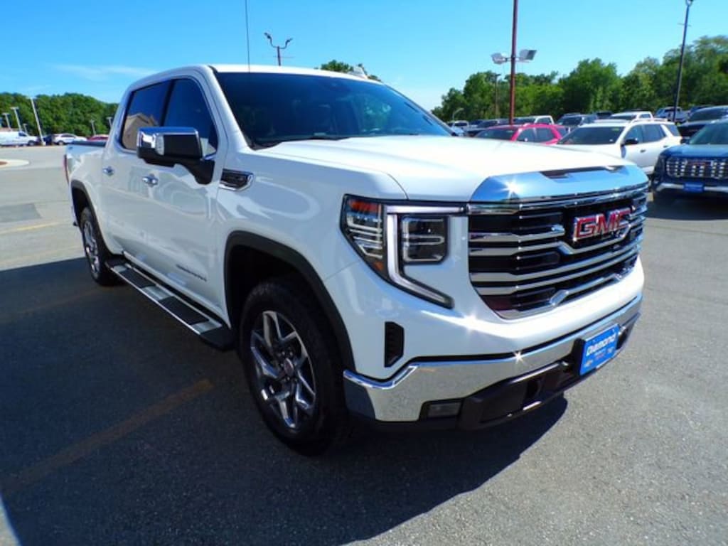 Used 2024 GMC Sierra 1500 SLT Truck