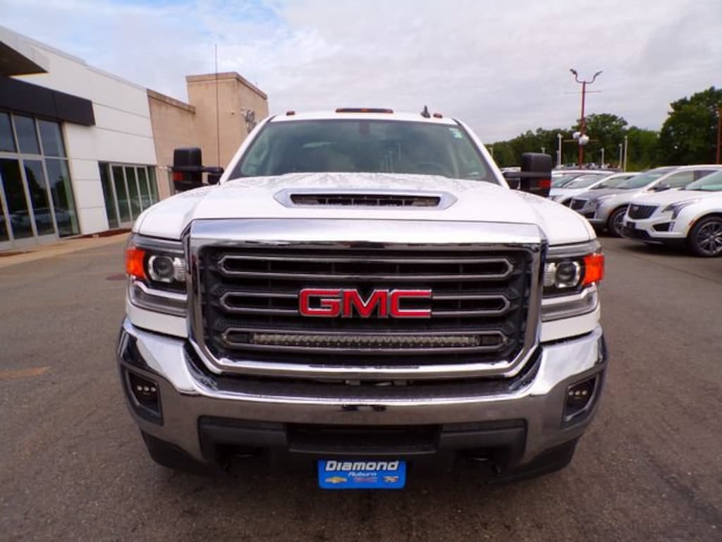 Used 2018 GMC Sierra 3500 HD Crew CAB 4WD 153. Truck