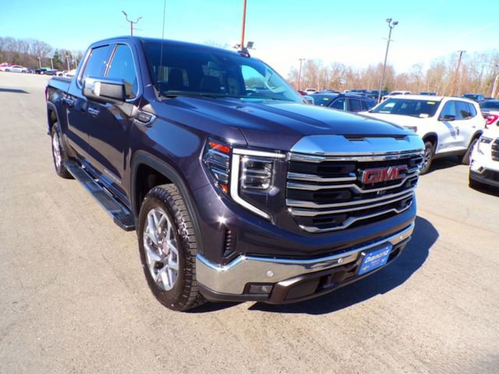 Used 2024 GMC Sierra 1500 SLT Truck