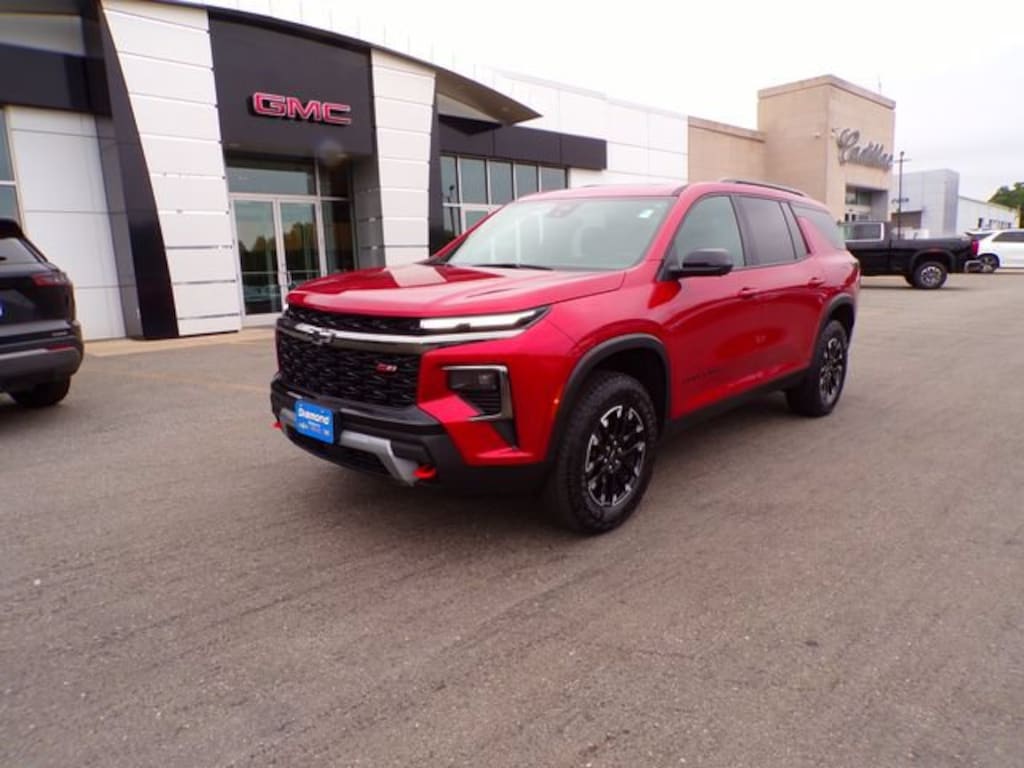 Used 2025 Chevrolet Traverse Z71 SUV