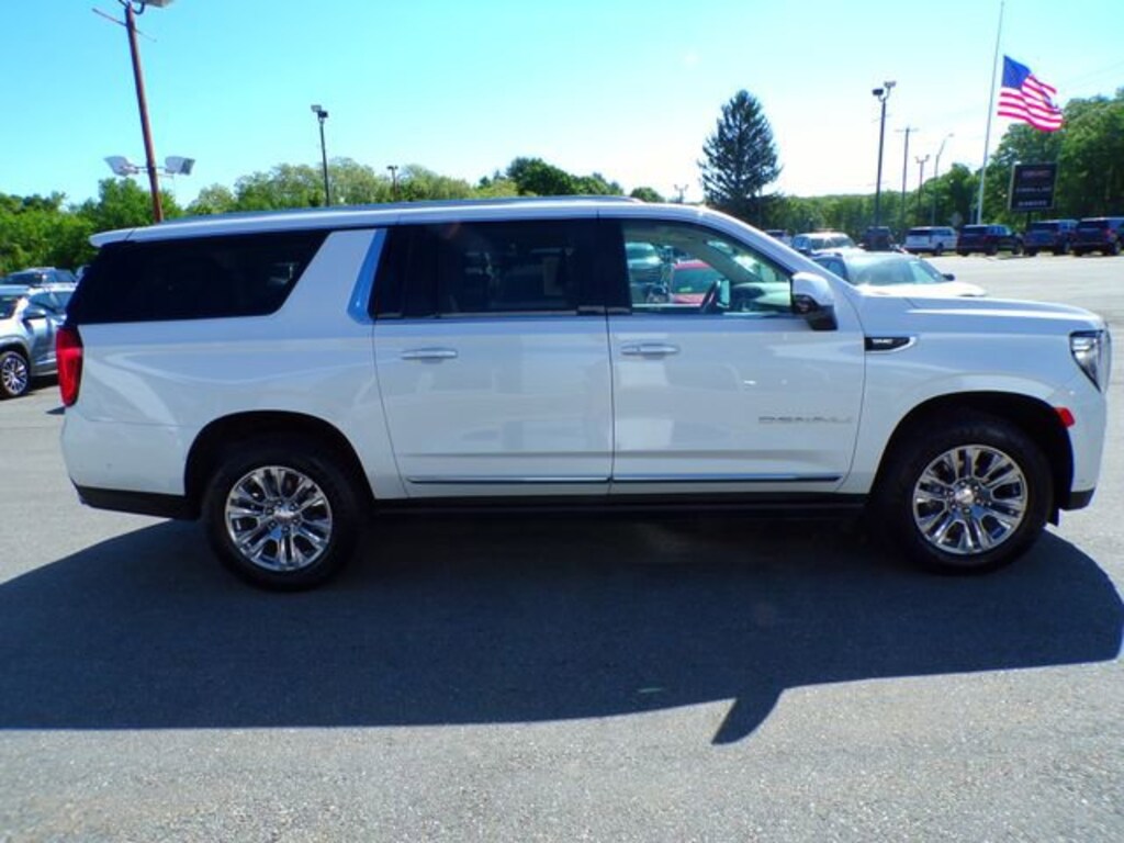 Used 2023 GMC Yukon XL Denali SUV