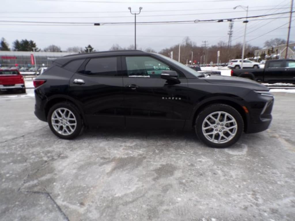 Used 2025 Chevrolet Blazer 3LT SUV