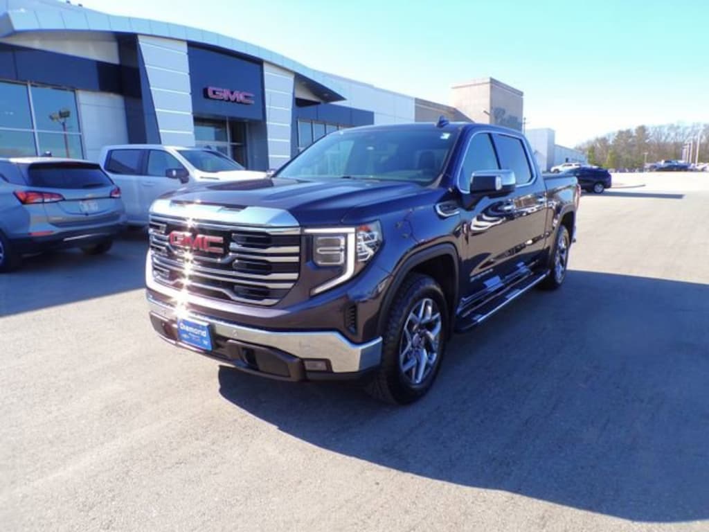 Used 2024 GMC Sierra 1500 SLT Truck