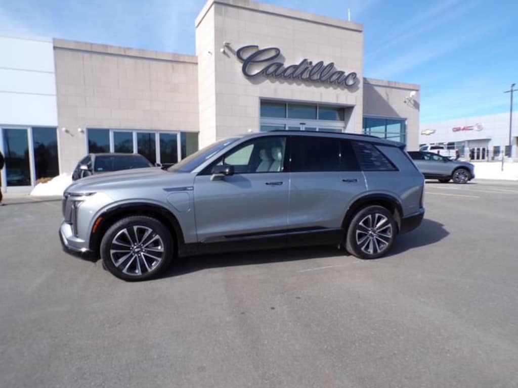 Used 2026 CADILLAC VISTIQ Sport SUV