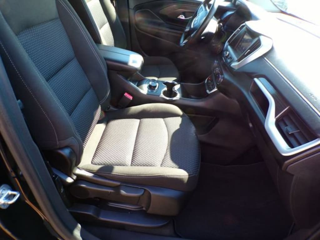 Used 2024 GMC Terrain SLE SUV