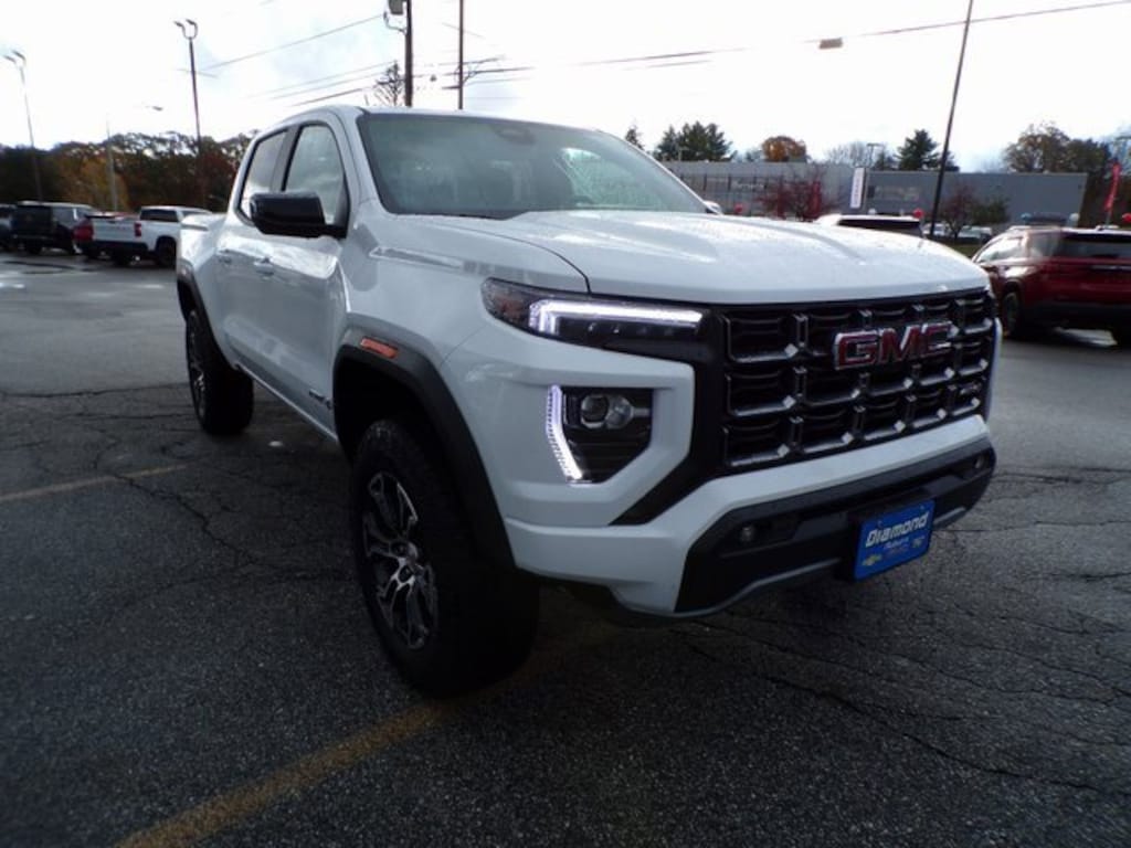 Used 2025 GMC Canyon AT4 Truck