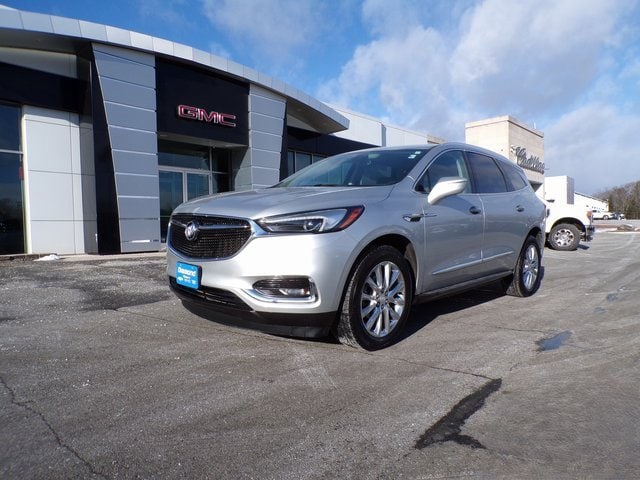 2021 Buick Enclave Essence's photo