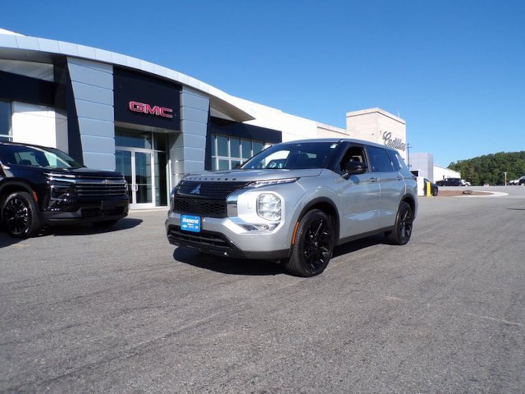 Used 2022 Mitsubishi Outlander SE