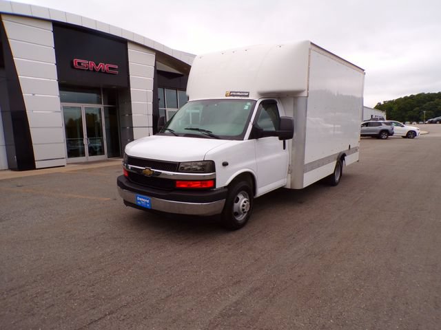 2020 Chevrolet Express Cutaway