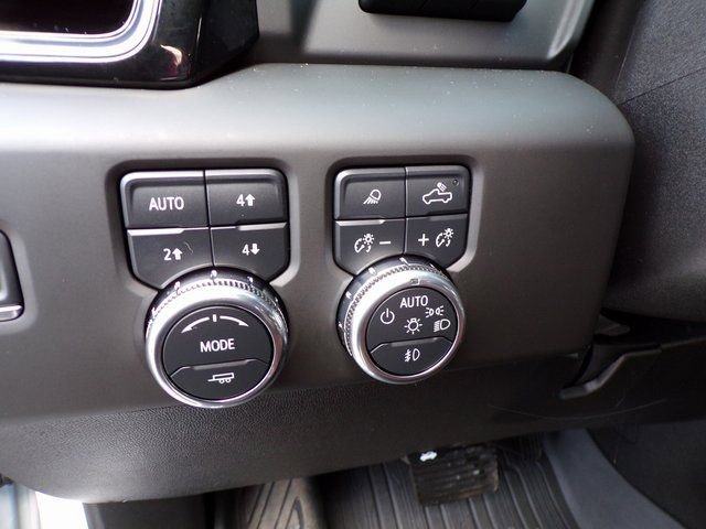 2025 GMC Sierra 3500HD Denali Ultimate - Photo 17