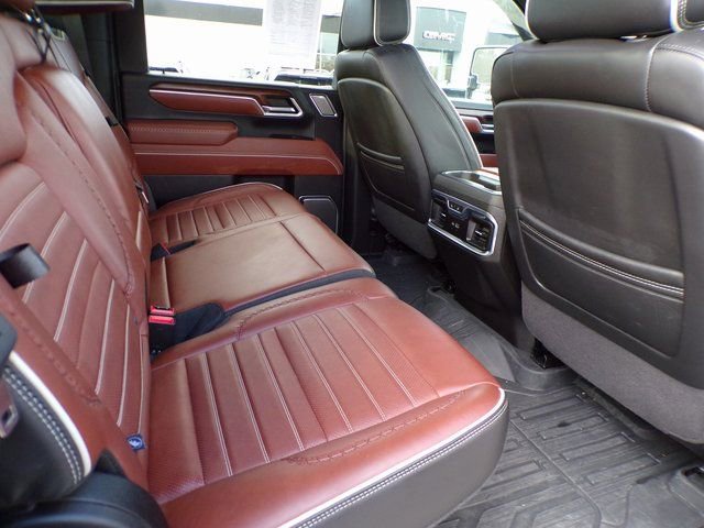 2025 GMC Sierra 3500HD Denali Ultimate - Photo 11