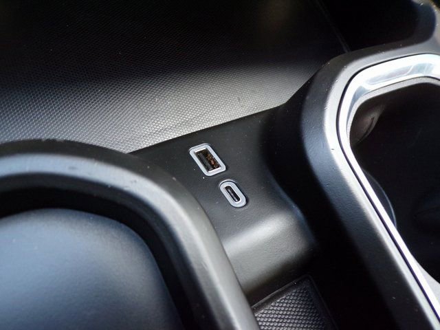 2025 GMC Sierra 3500HD Denali Ultimate - Photo 24