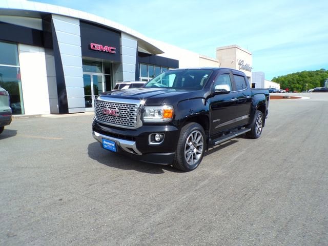 2017 GMC Canyon 4WD Denali Crew Cab Short Box's photo