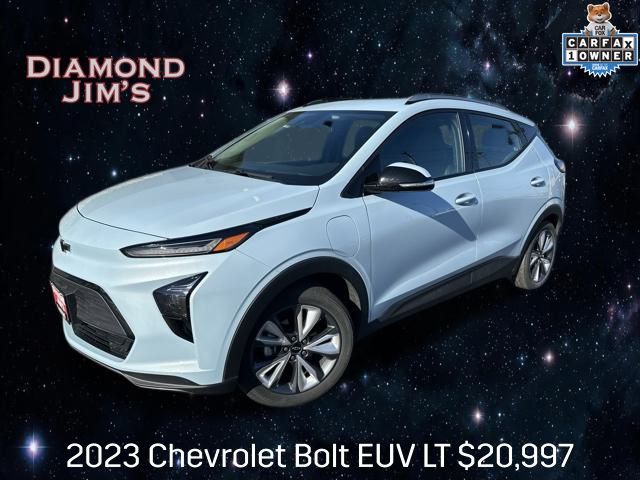 2023 Chevrolet Bolt EUV LT's photo