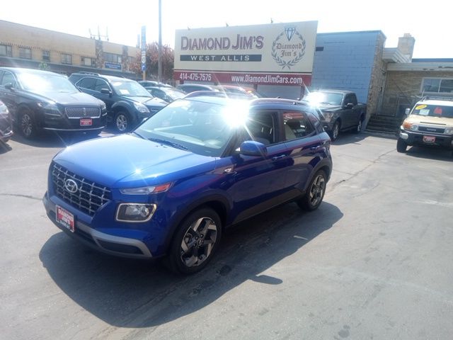 2022 Hyundai Venue SEL