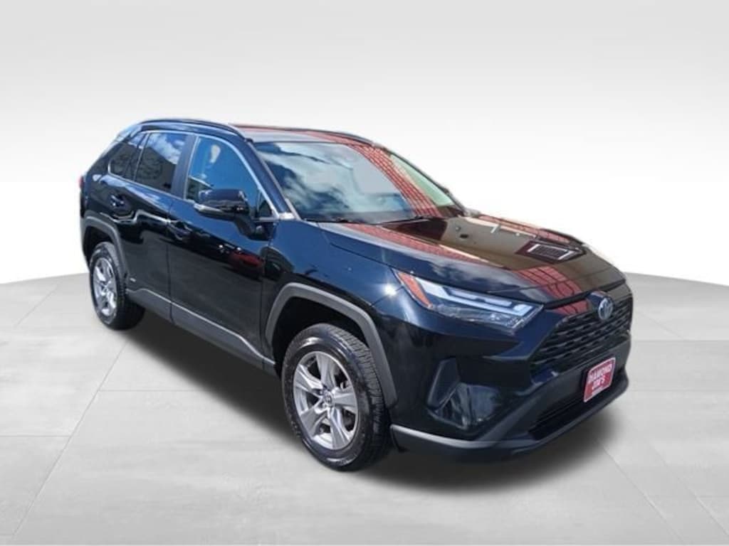 Used 2022 Toyota RAV4 Hybrid XLE SUV