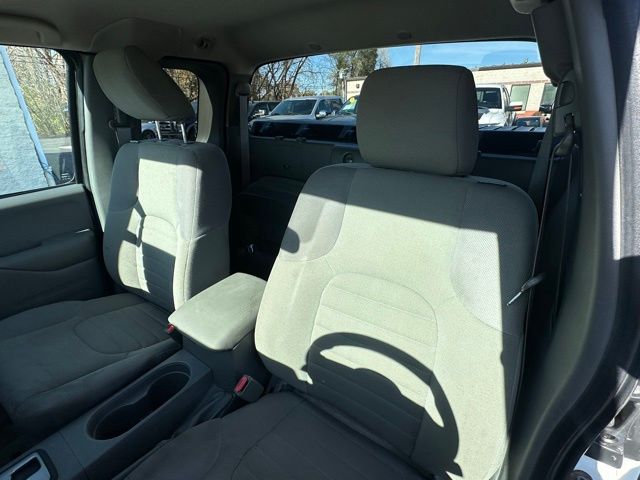 2018 Nissan Frontier S photo 2