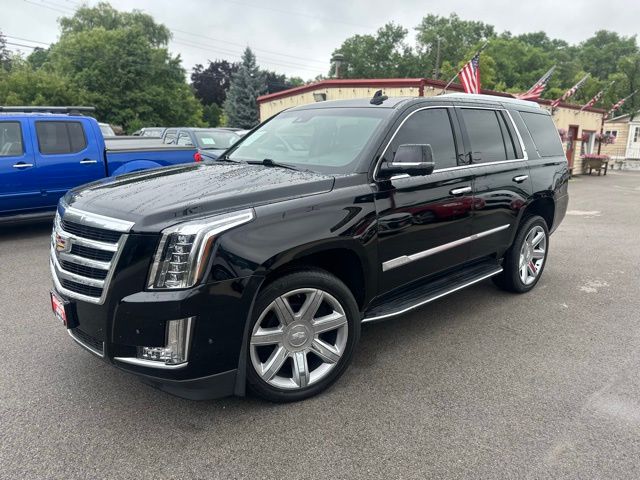2020 Cadillac Escalade Luxury's photo