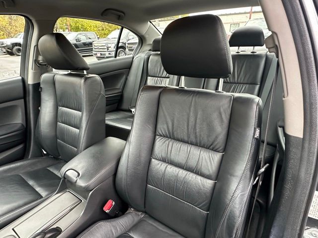 2011 Honda Accord SE photo 2