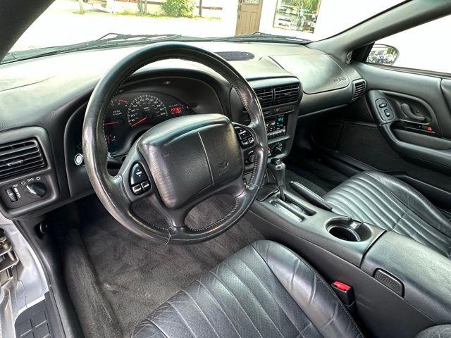 2002 Chevrolet Camaro Sport Coupe photo 3