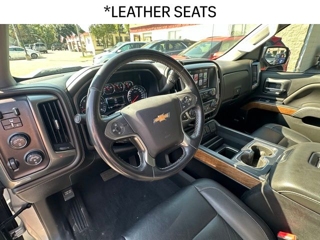 2018 Chevrolet Silverado 1500 LTZ photo 3