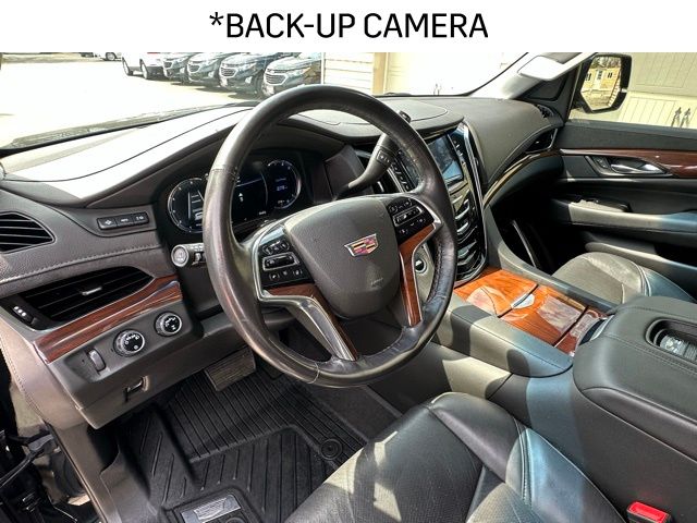 2019 Cadillac Escalade Premium Luxury photo 3