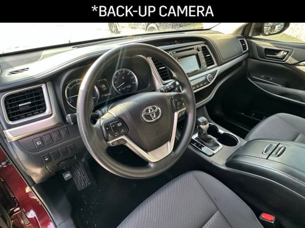 Used 2017 Toyota Highlander Hybrid LE V6 SUV