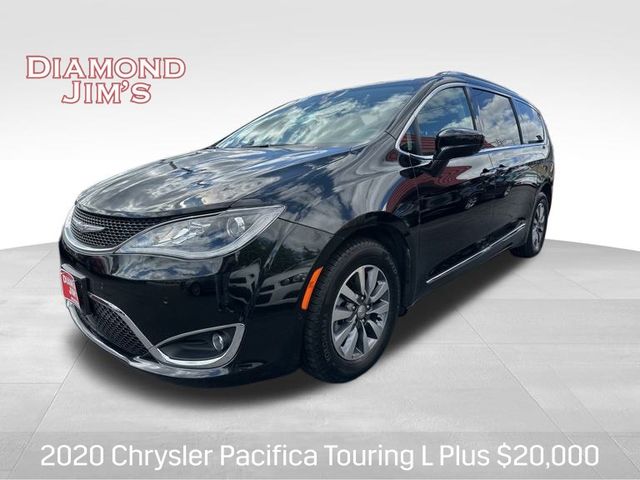 2020 Chrysler Pacifica Touring L Plus's photo