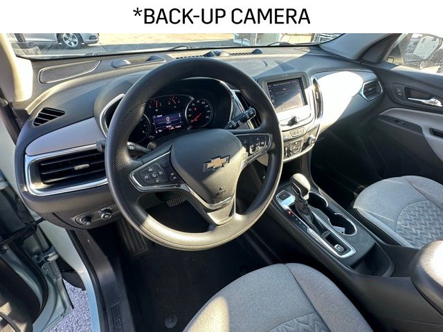 2022 Chevrolet Equinox photo 3