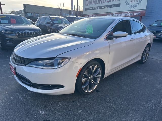 2015 Chrysler 200 C's photo